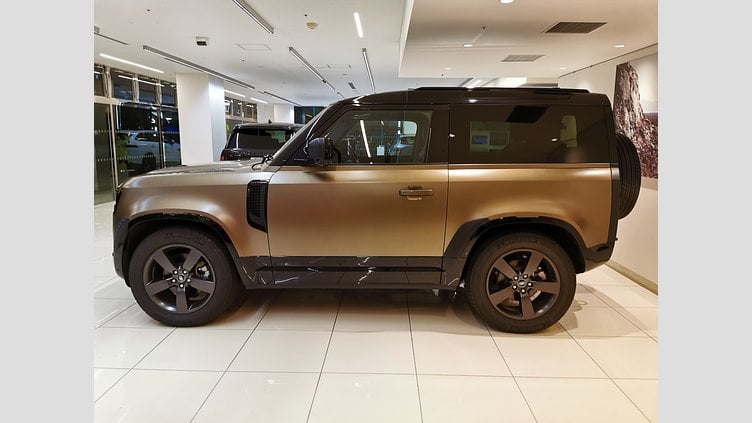 2022 認定中古車 Land Rover Defender 90 ゴンドワナストーン P300 AWD（AT） X-DYNAMIC SE