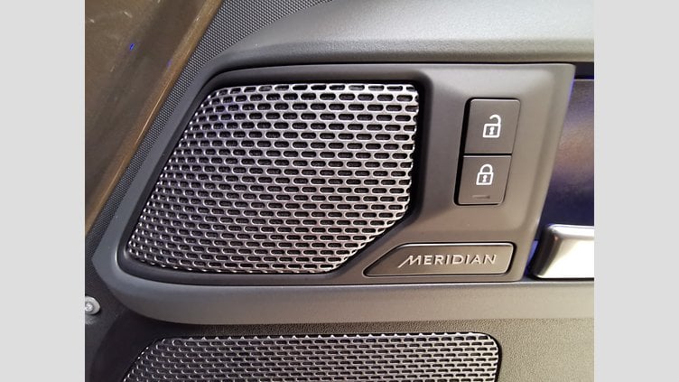 2022 認定中古車 Land Rover Defender 90 ゴンドワナストーン P300 AWD（AT） X-DYNAMIC SE