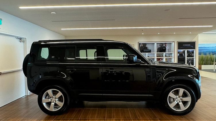 2024 新車 Land Rover Defender 110 (1AG) 聖托里尼黑 Santorini Black D300 AWD AUTOMATIC MHEV SE