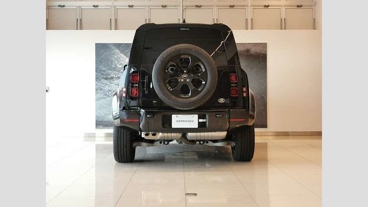 2022 認定中古車 Land Rover Defender 110 サントリーニブラック D300 AWD（AT） X-DYNAMIC SE