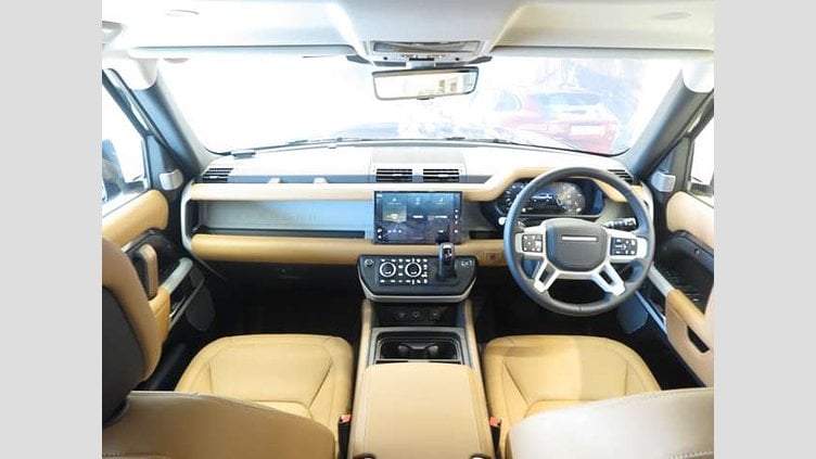 2022 認定中古車 Land Rover Defender 130 カルパチアングレイ D300 AWD AUTOMATIC MHEV FIRST EDITION