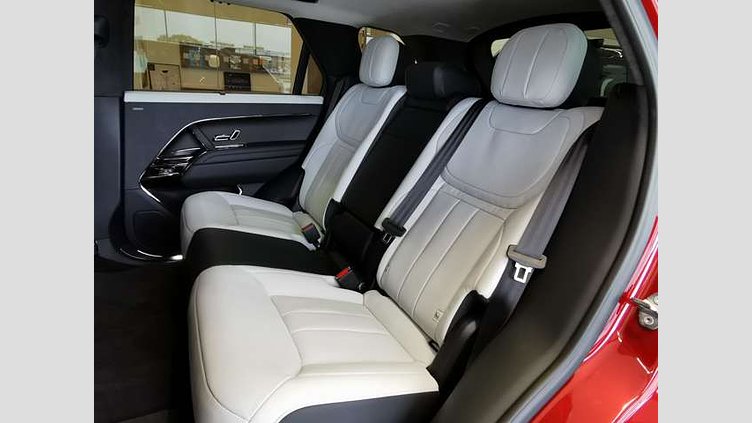 2023 認定中古車 Land Rover Range Rover Sport フィレンツェレッド 3.0リッター6気筒300PSターボチャージドディーゼルMHEV（オートマチック） AUTOBIOGRAPHY