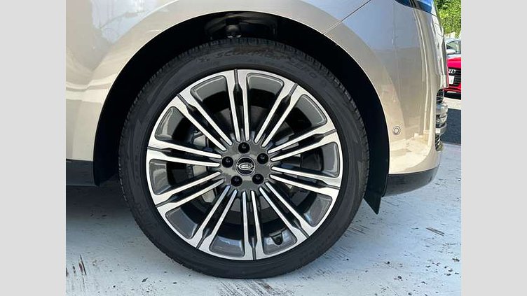 2023 認定中古車 Land Rover Range Rover バトゥミゴールド D300 AWD MHEV（AT） スタンダードホイールベース SE