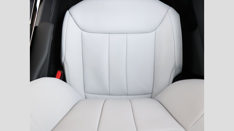 2024 認定中古車 Land Rover Range Rover Sport ヴァレジネブルー P400マイルドハイブリッド AUTOBIOGRAPHY