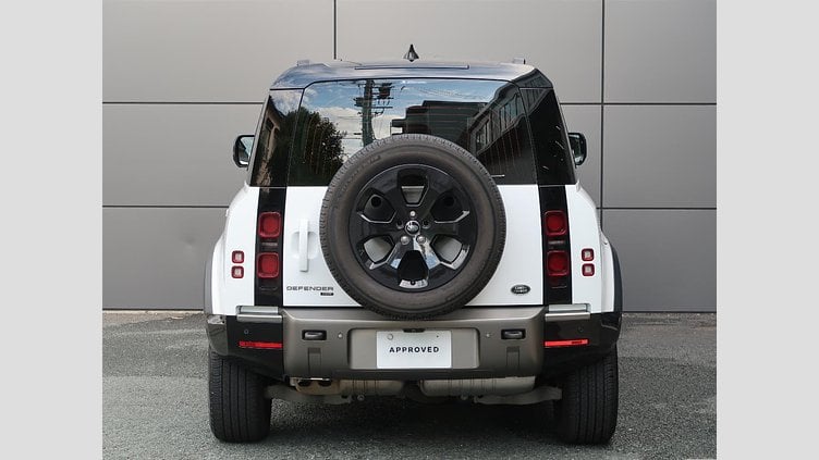 2022 認定中古車 Land Rover Defender 110 フジホワイト D300 AWD（AT） X-DYNAMIC SE