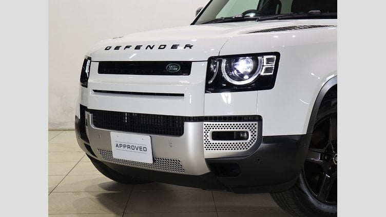 2023 認定中古車 Land Rover Defender 130 フジホワイト D300 AWD AUTOMATIC MHEV SE