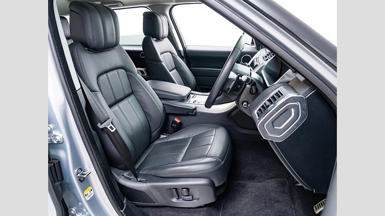 2021 認定中古車 Land Rover Range Rover Sport ハクバシルバー INGENIUM 3.0L 6気筒ディーゼル MHEV 300PS HSE