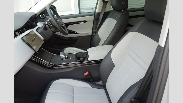 2023 認定中古車 Land Rover Range Rover Evoque アロイオスグレイ D200マイルドハイブリッド（ディーゼル） スタンダードホイールベース DYNAMIC SE