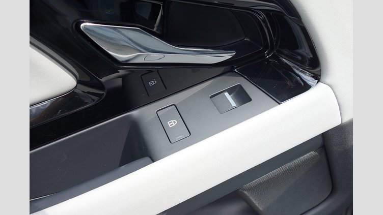 2023 認定中古車 Land Rover Range Rover Evoque アロイオスグレイ D200マイルドハイブリッド（ディーゼル） スタンダードホイールベース DYNAMIC SE