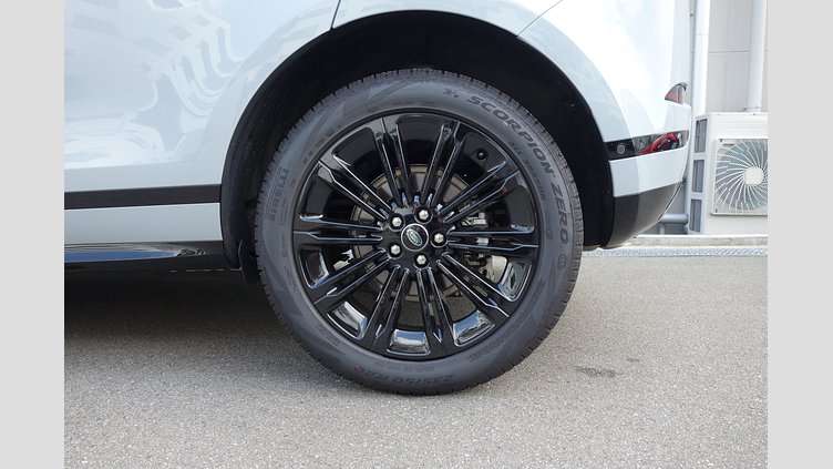 2023 認定中古車 Land Rover Range Rover Evoque アロイオスグレイ D200マイルドハイブリッド（ディーゼル） スタンダードホイールベース DYNAMIC SE