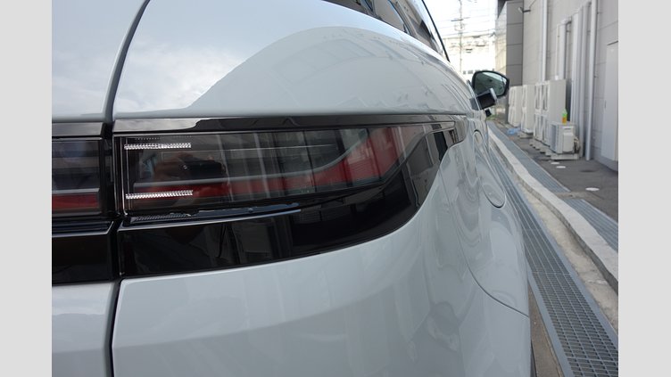 2023 認定中古車 Land Rover Range Rover Evoque アロイオスグレイ D200マイルドハイブリッド（ディーゼル） スタンダードホイールベース DYNAMIC SE
