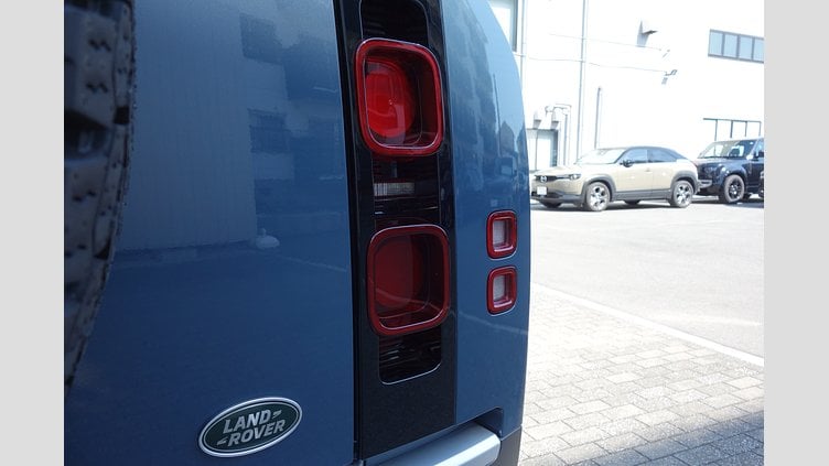 2023 認定中古車 Land Rover Defender 90 タスマンブルー P300 AWD（AT） SE