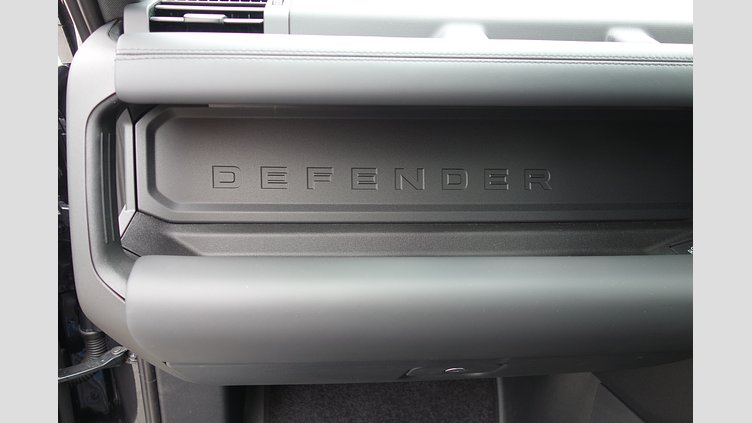 2023 認定中古車 Land Rover Defender 110 カルパチアングレイ P525 AWD (AT) V8