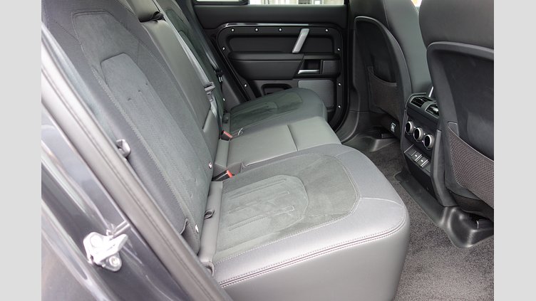 2023 認定中古車 Land Rover Defender 110 カルパチアングレイ P525 AWD (AT) V8
