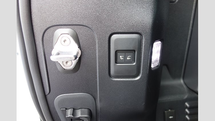 2023 認定中古車 Land Rover Defender 110 カルパチアングレイ P525 AWD (AT) V8