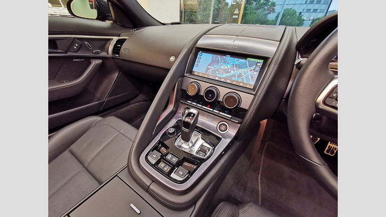 2021 認定中古車 Jaguar F-Type ブリティッシュレーシンググリーン P300 オートマチック 後輪駆動 F-TYPEコンバーチブル R-DYNAMIC