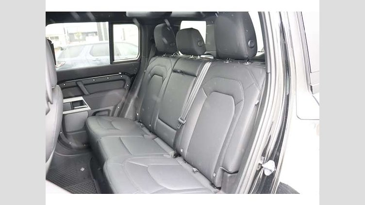 2023 認定中古車 Land Rover Defender 110 サントリーニブラック P300 AWD（AT） SE