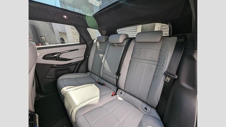 2022 認定中古車 Land Rover Range Rover Evoque サントリーニブラック P300e AWD（オートマチック）PHEV AUTOBIOGRAPHY