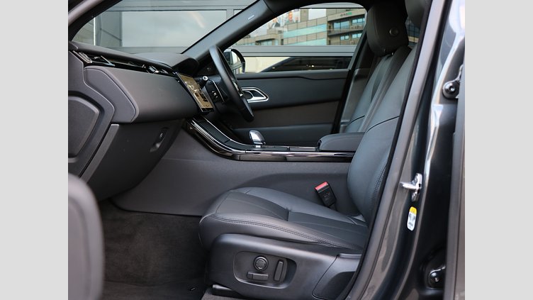 2024 認定中古車 Land Rover Range Rover Velar カルパチアングレイ D200マイルドハイブリッド（ディーゼル） Dynamic SE