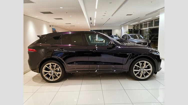 2023 認定中古車 Jaguar F-Pace ミッドナイトアメジスト P550 AWD（オートマチック） SVR