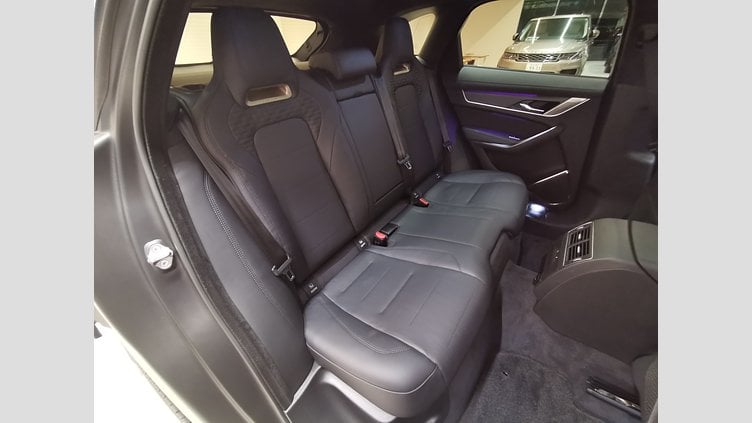 2023 認定中古車 Jaguar F-Pace ミッドナイトアメジスト P550 AWD（オートマチック） SVR