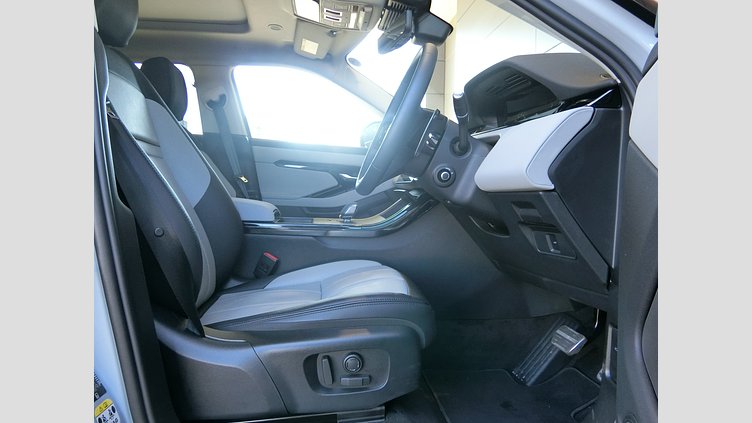 2023 認定中古車 Land Rover Range Rover Evoque アロイオスグレイ D200マイルドハイブリッド（ディーゼル） スタンダードホイールベース DYNAMIC SE