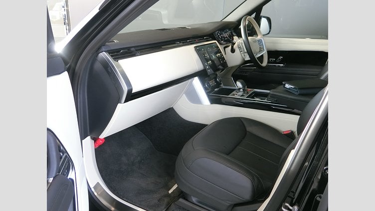 2023 認定中古車 Land Rover Range Rover サントリーニブラック D300 AWD MHEV（AT） スタンダードホイールベース HSE