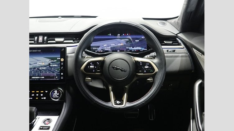 2023 認定中古車 Jaguar F-Pace Black P550 AWD（オートマチック） SVR