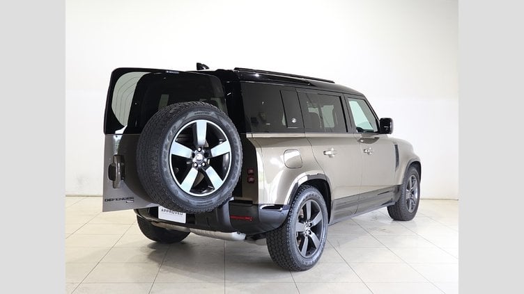 2022 認定中古車 Land Rover Defender 110 ゴンドワナストーン D300 AWD（AT） X-DYNAMIC SE