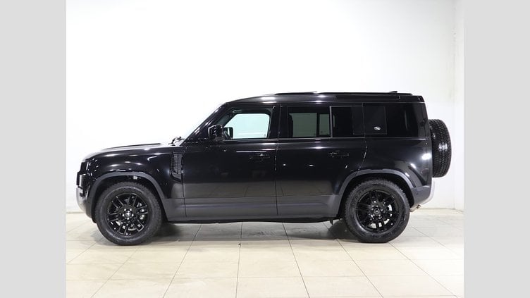 2022 認定中古車 Land Rover Defender 110 サントリーニブラック P300 AWD（AT） S