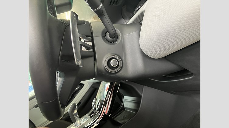 2023 認定中古車 Land Rover Range Rover Evoque フィレンツェレッド D200 AWD（オートマチック）MHEV R-DYNAMIC S