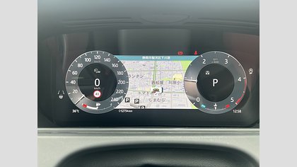 Range Rover Velar 16