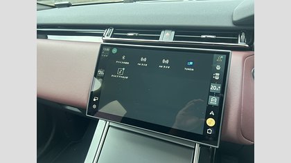 Range Rover Velar 24