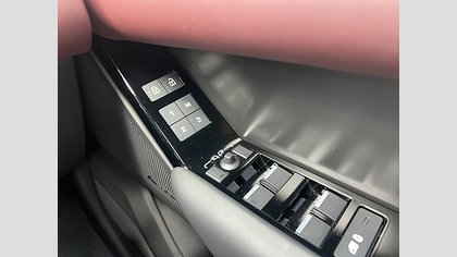 Range Rover Velar 29