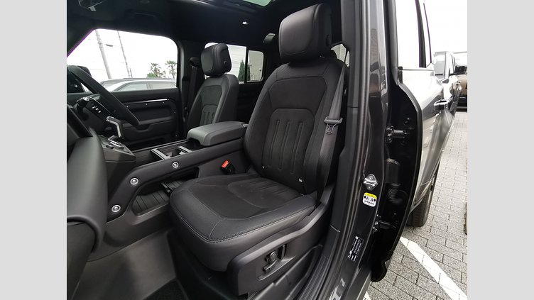 2024 認定中古車 Land Rover Defender 110 カルパチアングレイ P525 AWD (AT) V8 CARPATHIAN EDITION