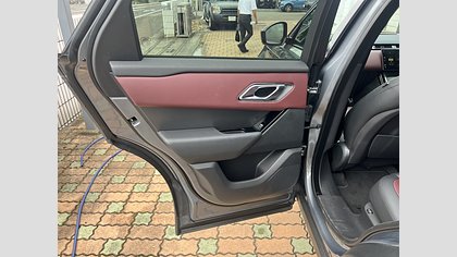 Range Rover Velar 35
