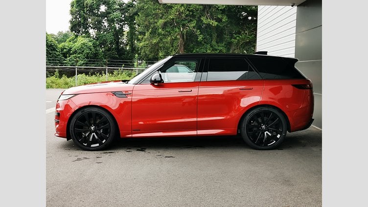 2023 認定中古車 Land Rover Range Rover Sport フィレンツェレッド 3.0リッター6気筒300PSターボチャージドディーゼルMHEV（オートマチック） AUTOBIOGRAPHY