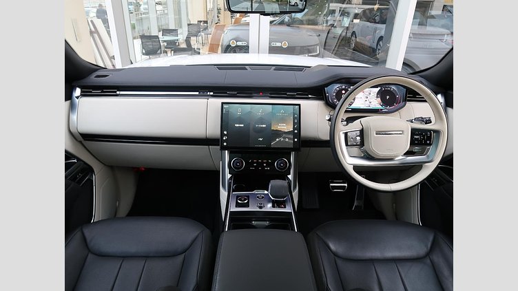 2023 認定中古車 Land Rover Range Rover フジホワイト D300 AWD MHEV（AT） スタンダードホイールベース HSE