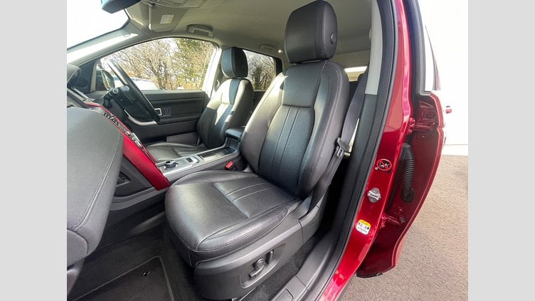 2024 認定中古車 Land Rover Discovery Sport Firenze Red 2.0 litre i4D Diesel HSE