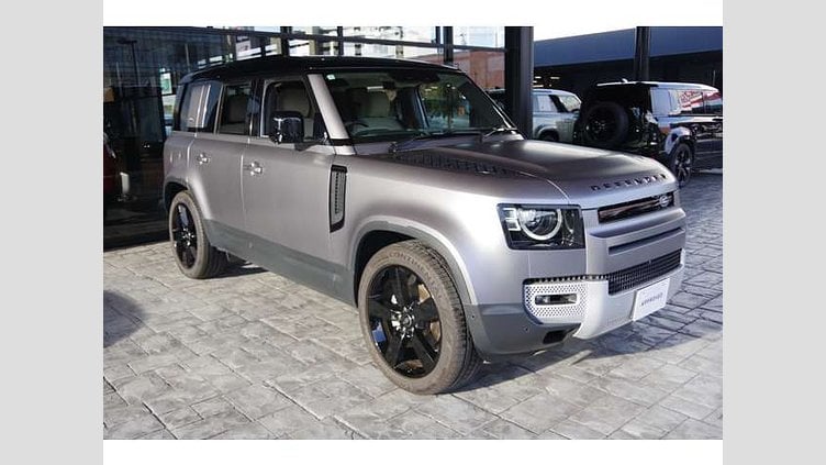 2024 認定中古車 Land Rover Defender 110 アイガーグレイ P300 AWD（AT） EASTNOR DARK EDITION