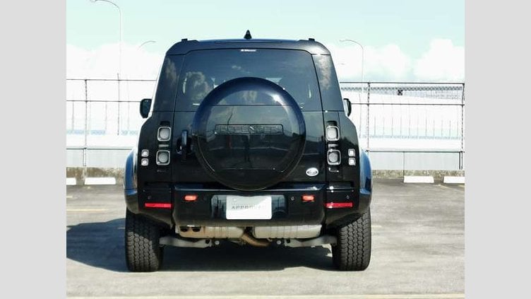 2023 認定中古車 Land Rover Defender 110 サントリーニブラック D300 AWD（AT） X