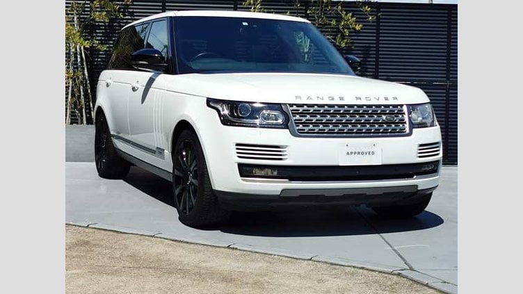 2016 認定中古車 Land Rover Range Rover Fuji White 3.0 litre V6 Supercharged Petrol ヴォーグ　ロングホイールベース