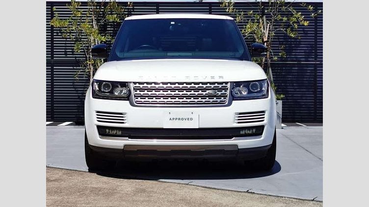 2016 認定中古車 Land Rover Range Rover Fuji White 3.0 litre V6 Supercharged Petrol ヴォーグ　ロングホイールベース