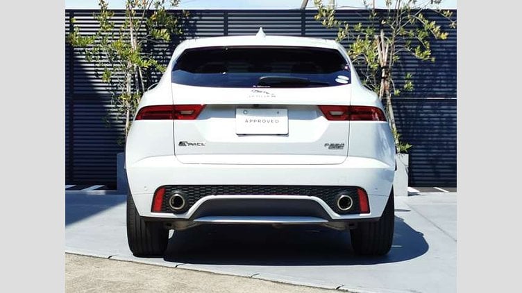 2018 認定中古車 Jaguar E-Pace ユーロン ホワイト P250 オートマチック全輪駆動 R-DYNAMIC S