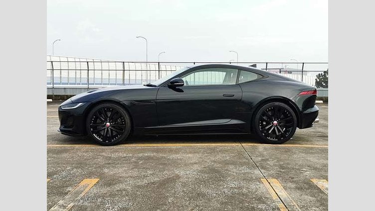 2023 認定中古車 Jaguar F-Type サントリーニブラック P450 オートマチック 全輪駆動 F-TYPEクーペ R-DYNAMIC BLACK