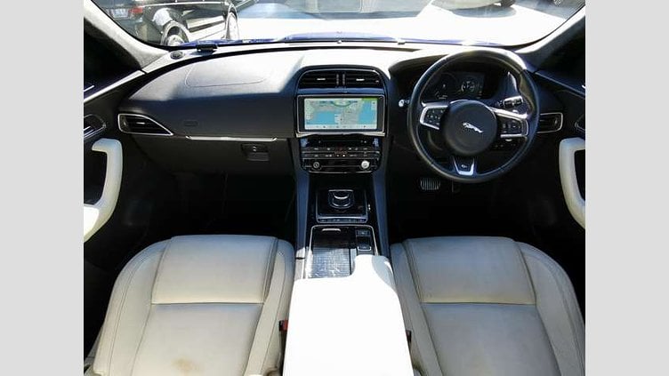 2024 認定中古車 Jaguar F-Pace Caesium Blue 3ℓスーパーチャージャー ファースト エディション 