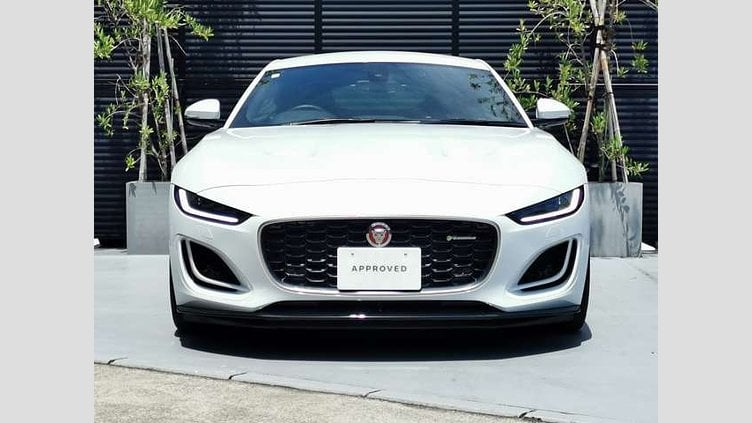 2021 認定中古車 Jaguar F-Type ユーロンホワイト P300 オートマチック 後輪駆動 F-TYPEクーペ R-DYNAMIC