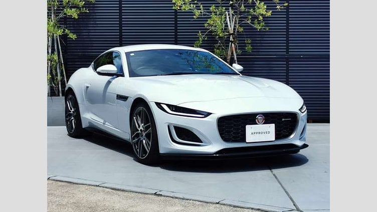 2021 認定中古車 Jaguar F-Type ユーロンホワイト P300 オートマチック 後輪駆動 F-TYPEクーペ R-DYNAMIC