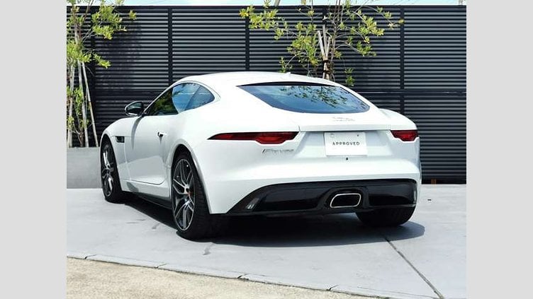 2021 認定中古車 Jaguar F-Type ユーロンホワイト P300 オートマチック 後輪駆動 F-TYPEクーペ R-DYNAMIC