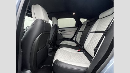 Range Rover Velar 4